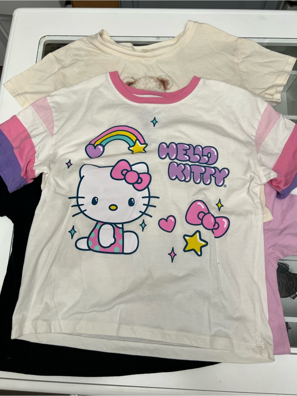 Hello Kitty Girl tee bundle, Cute Character Prints. - Picture 6 of 7